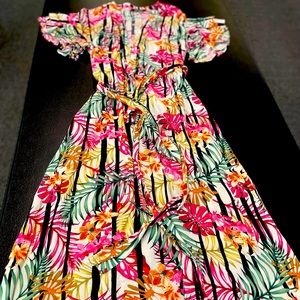 Nine West floral dress with belt